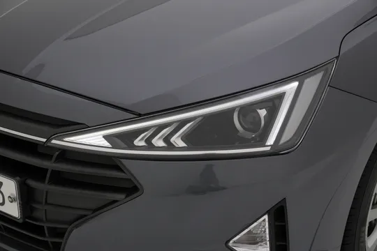 Hyundai Elantra (Avante)