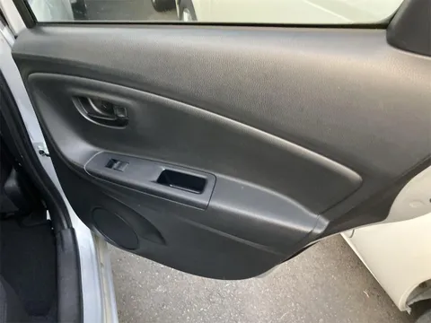 Toyota Yaris (Vitz)