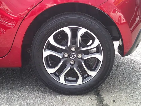 Mazda Mazda2 (Demio)