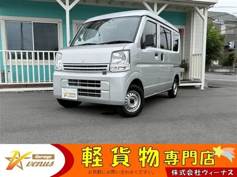 Mitsubishi Minicab Van