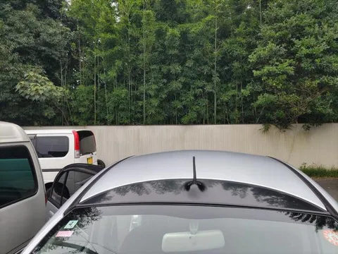 Mitsubishi I