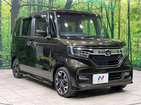 Honda N-BOX Custom