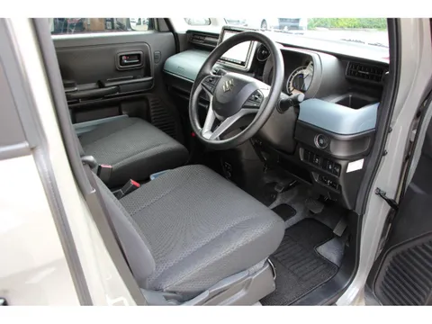 Suzuki Spacia Base