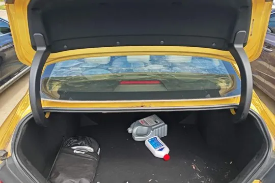 Geely Binray