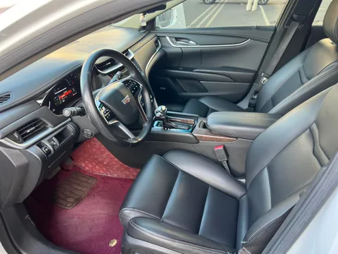 Cadillac XTS