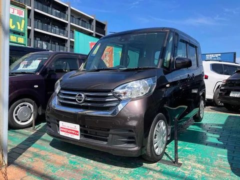 Nissan Dayz Roox