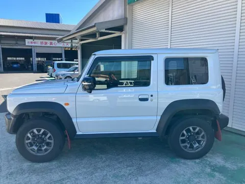 Suzuki Jimny Sierra