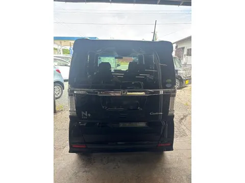 Honda N-BOX Plus Custom