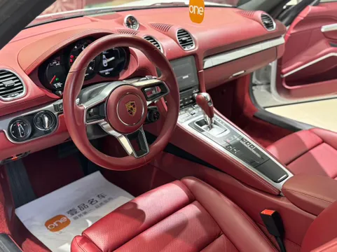 Porsche 718