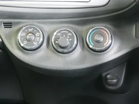 Toyota Yaris (Vitz)