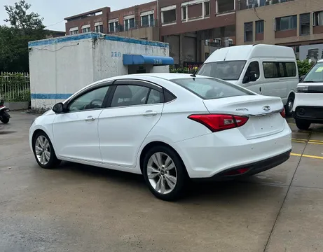 Chery Arrizo 5