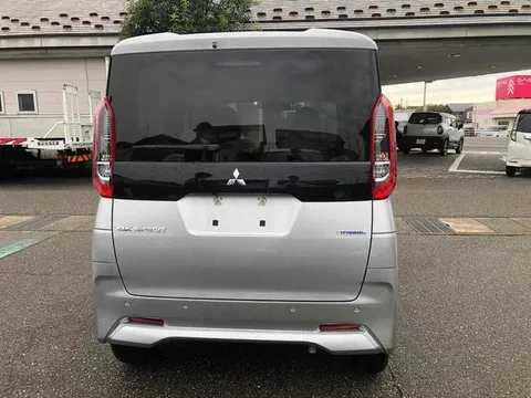 Mitsubishi eK Space
