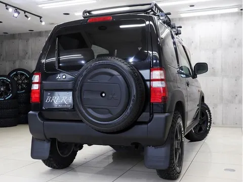 Mitsubishi Pajero Mini