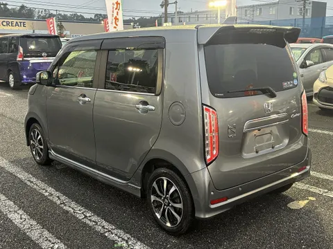 Honda N-WGN Custom