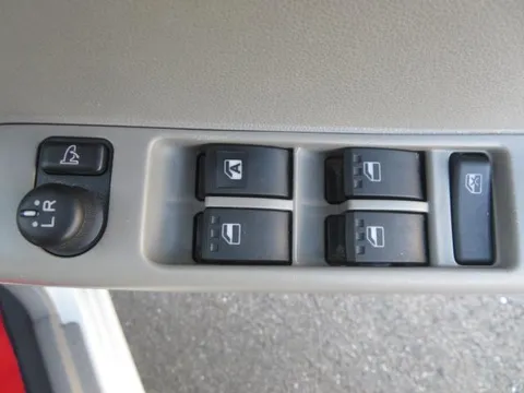 Toyota Pixis Space
