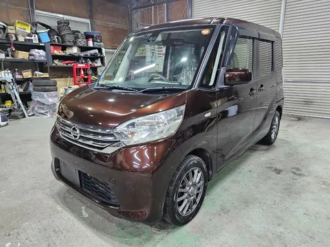 Nissan Dayz Roox
