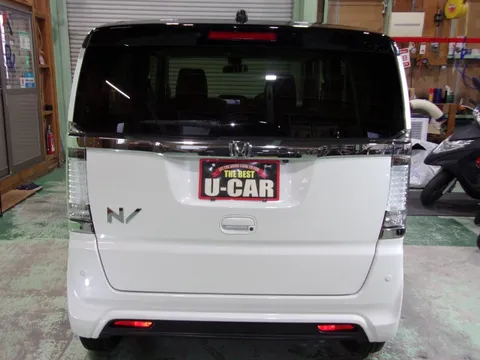 Honda N-BOX Slash