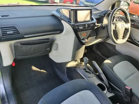 Toyota iQ