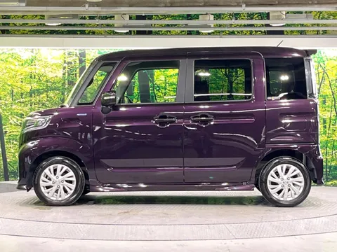 Suzuki Spacia Custom