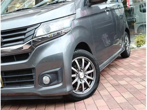 Honda N-WGN Custom