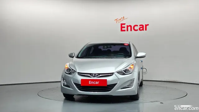 Hyundai Elantra (Avante)