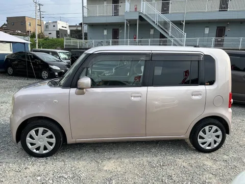Toyota Pixis Space