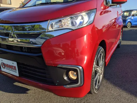 Mitsubishi eK Custom