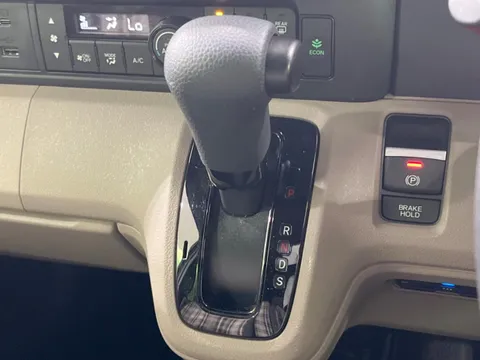 Honda N-BOX Joy