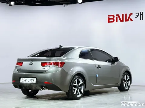 Kia Cerato (Forte)