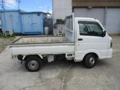 Mazda Scrum Truck