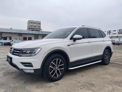 Volkswagen Tiguan L