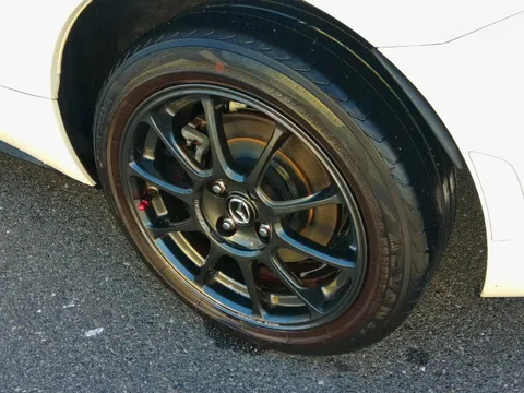 Mazda MX-5 (Roadster)