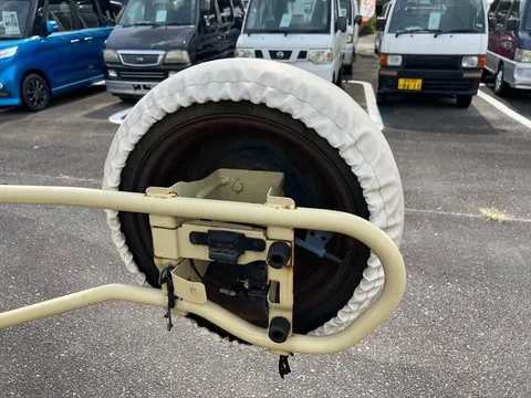 Nissan Rasheen