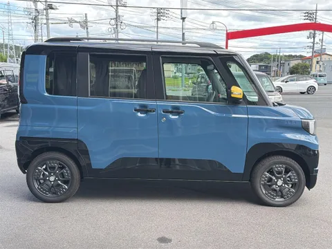 Mitsubishi Delica Mini