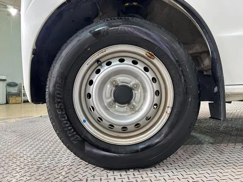 Mitsubishi Minicab Van