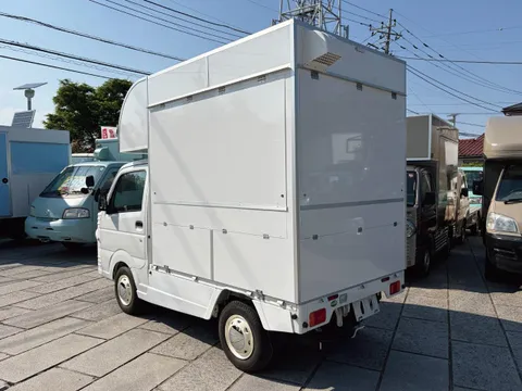 Nissan Clipper Truck