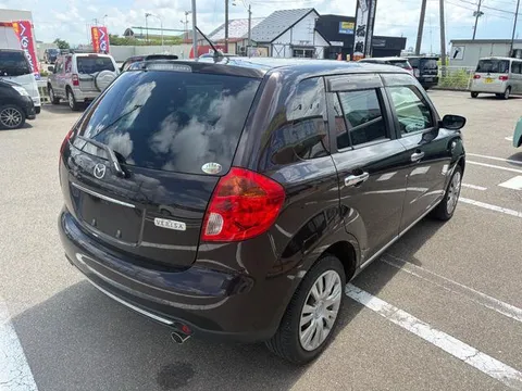 Mazda Verisa