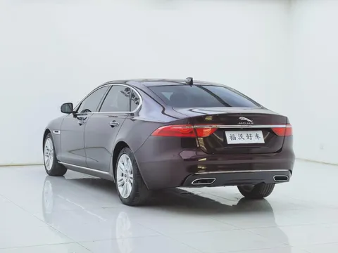 Jaguar XFL