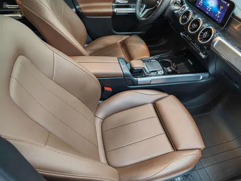 Mercedes-Benz Mercedes-Benz GLB