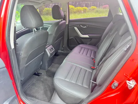Venucia T90