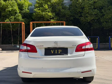 Peugeot 408