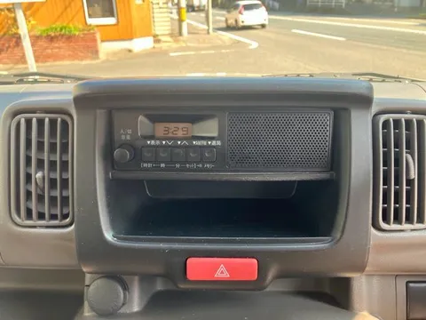 Mitsubishi Minicab Van