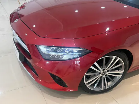 Mercedes-Benz Mercedes-Benz CLS