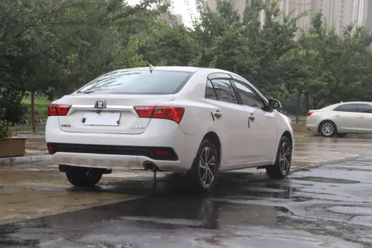 Zotye Z360