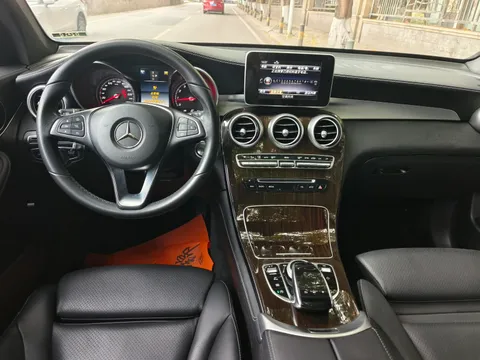 Mercedes-Benz Mercedes-Benz GLC
