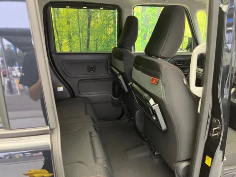 Suzuki Spacia Gear