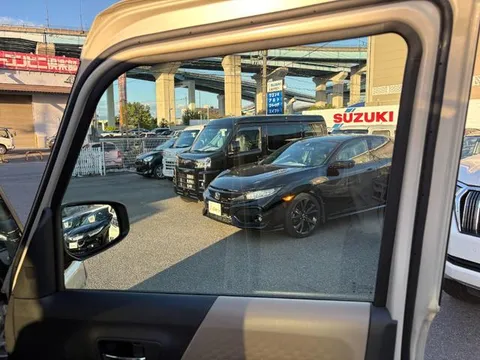 Mitsubishi Delica Mini