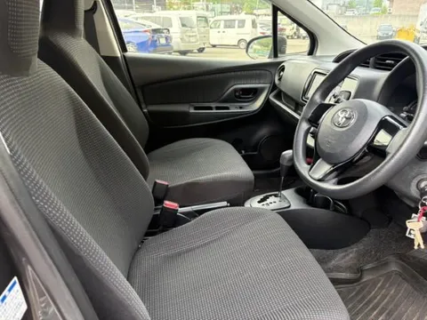 Toyota Yaris (Vitz)