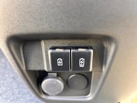 Suzuki Spacia Base
