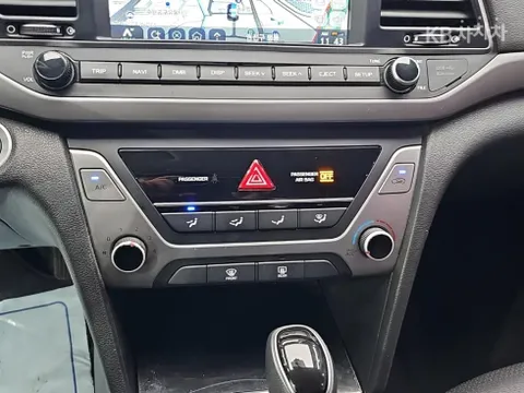 Hyundai Elantra (Avante)